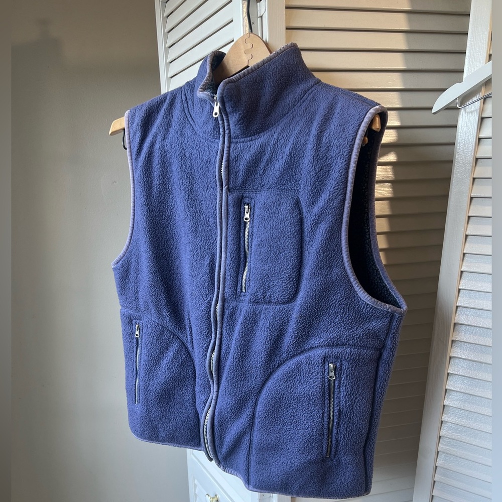 COACO New York Zip Fleece Vest in a muted Purple